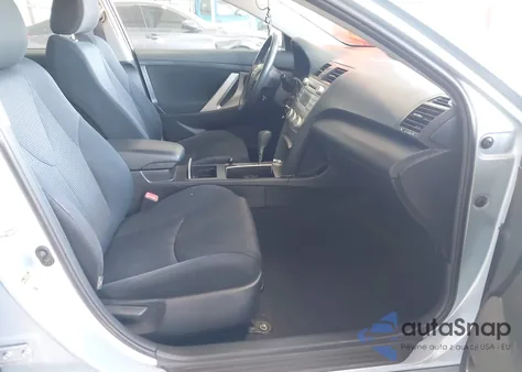 2008 Toyota Camry Se z USA, uszkodzony, nr VIN 4T1BE46K88U778640